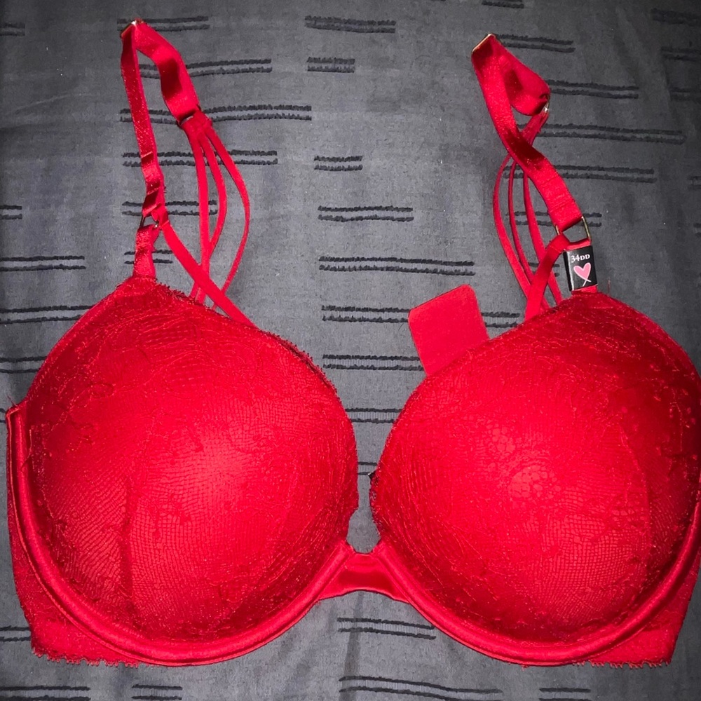 Victoria’s Secret Very Sexy Push Up Bra